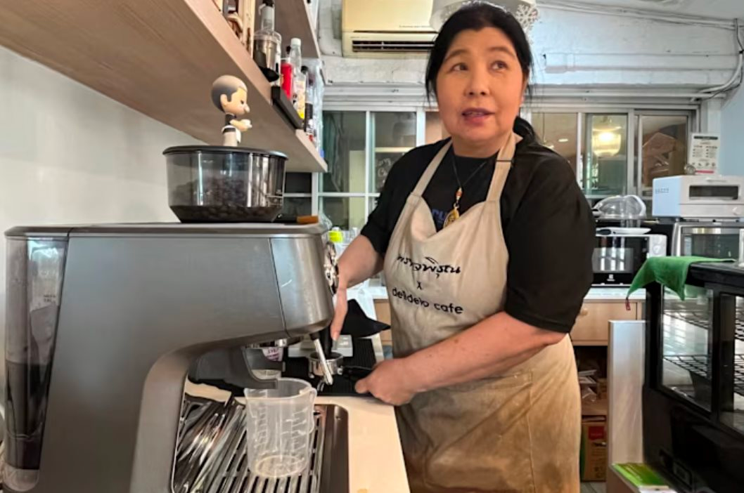 Buồn của nền kinh tế từng là 'con hổ của châu Á': Trở thành 'người bệnh' của cả châu lục, tăng trưởng 2 con số nay được dự báo chỉ còn hơn 1% - Ảnh 2