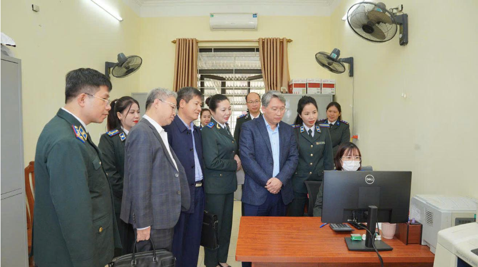 ‘Khó khăn chưa từng có trong tiền lệ’ khi thu hồi tài sản tham nhũng trong các đại án - Ảnh 2