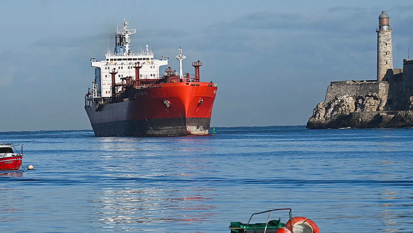 Âm thầm đến Cuba, tàu chở 200.000 thùng dầu của Nga lọt tầm ngắm của Mỹ, có thể bị sắp vây bắt - Ảnh 1