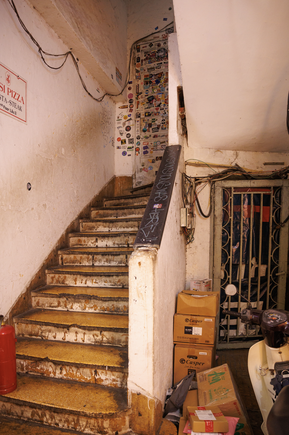 Chung cư 66 năm tuổi ở phố đi bộ Nguyễn Huệ từng lên báo Mỹ: Diện mạo sau chỉnh trang lạ lẫm, nhìn ảo như A.I - Ảnh 13