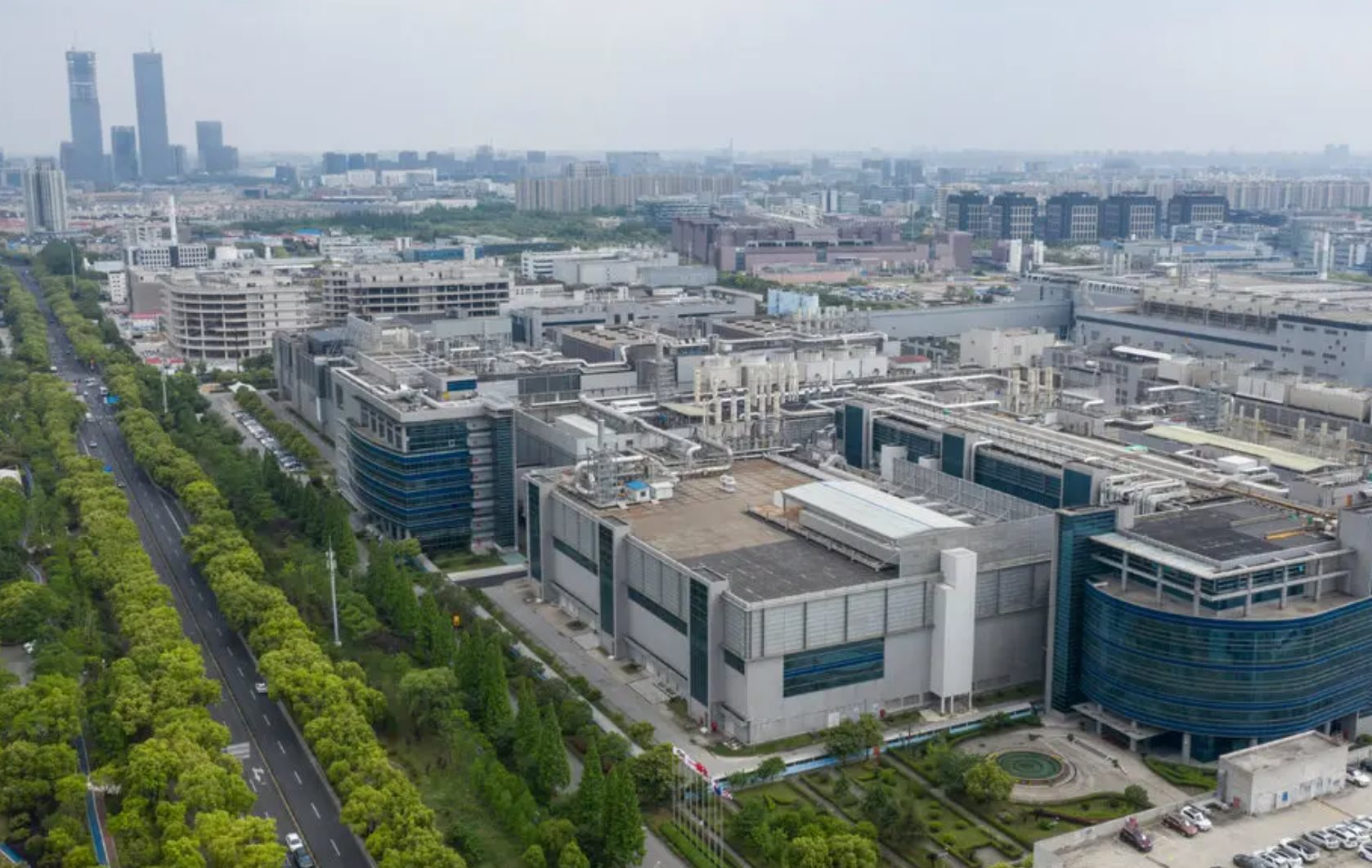 10 năm, 150 tỷ USD - Trung Quốc vẫn 'thua đau' phần còn lại của thế giới, cố gắng cũng chỉ sản xuất lượng chip bằng 2% đối thủ - Ảnh 2