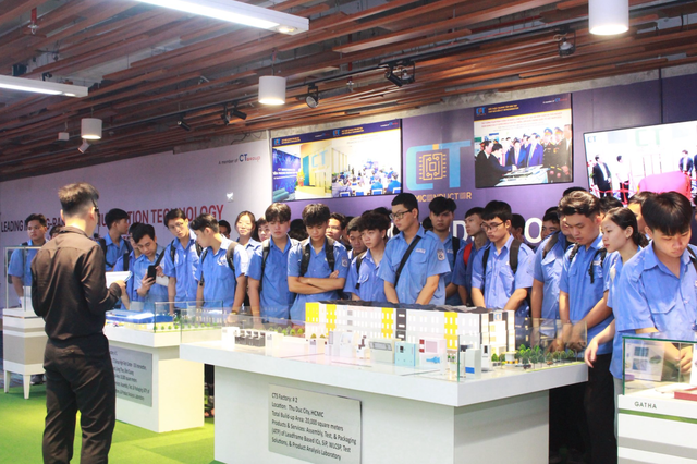 Nhìn lại một năm thăng trầm thị trường việc làm - Ảnh 4