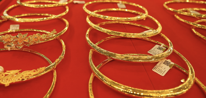 Tối 19-2, giá vàng, bạc đồng loạt tăng mạnh - Ảnh 1