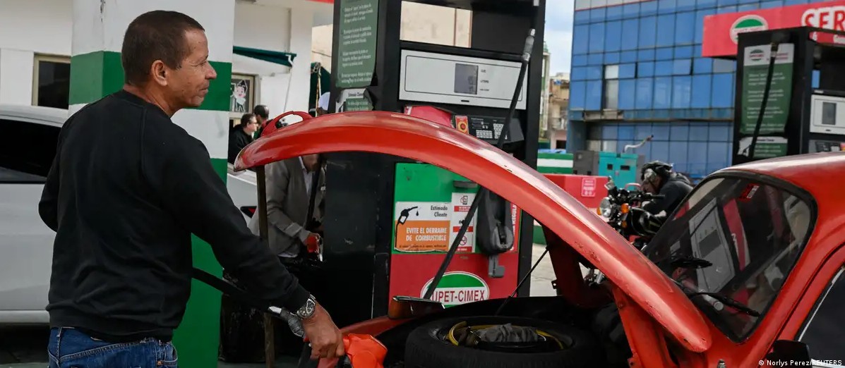 Quan chức Mỹ: Washington sắp có động thái bất ngờ về việc bán dầu cho Cuba - Ảnh 1