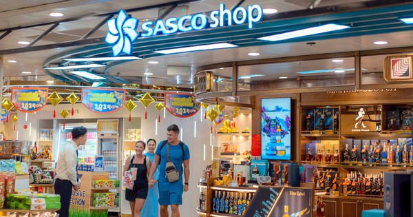 So găng 2 công ty bán lẻ lớn nhất tại các sân bay Việt Nam