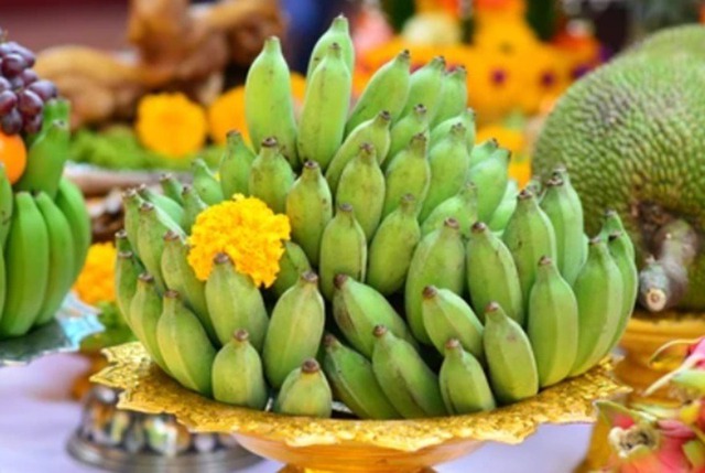 Ông bà dặn: KHÔNG ghép 2 nải chuối trên ban thờ, con cháu làm trái dễ rước họa vào thân - Ảnh 3