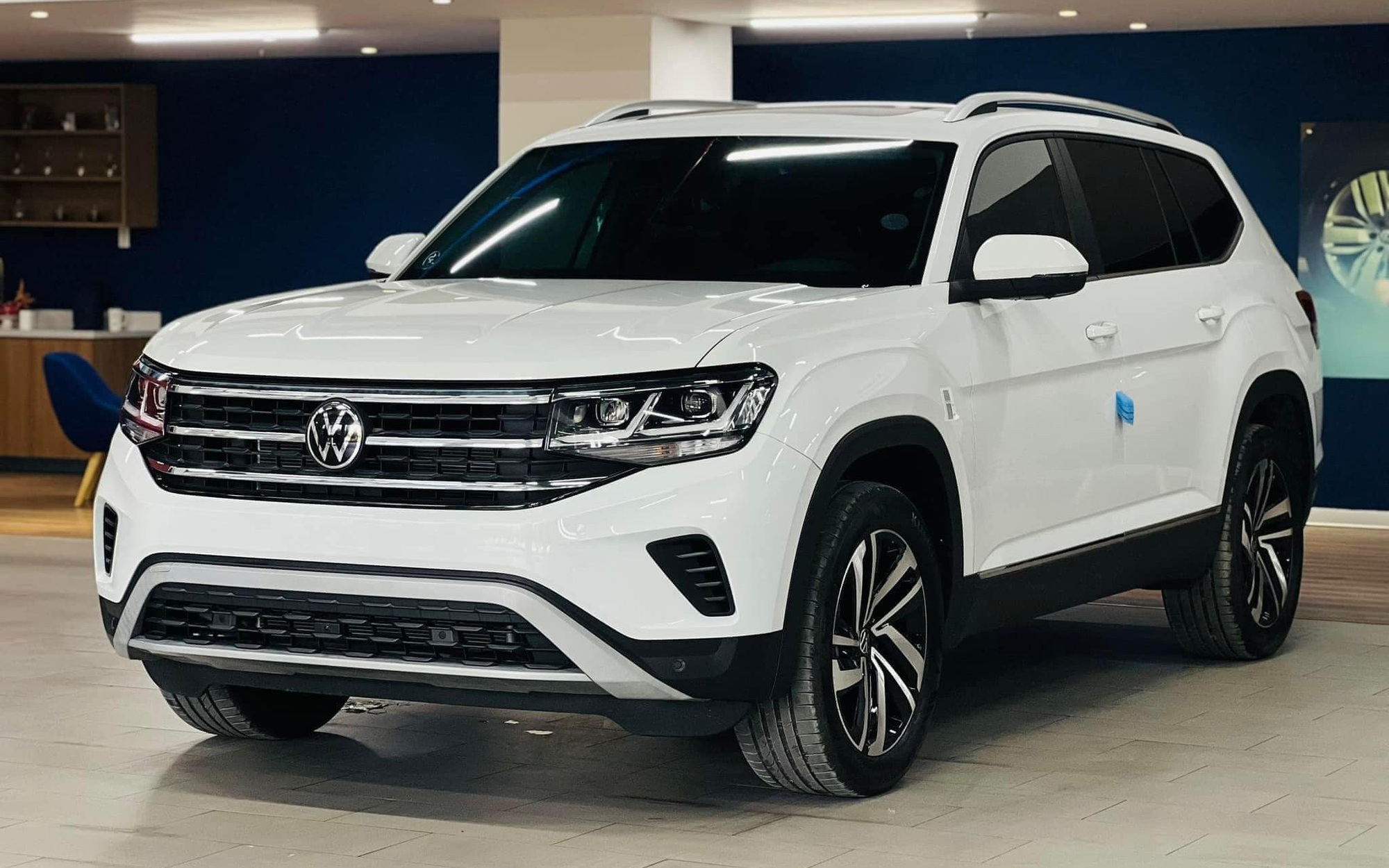 VW Teramont có 'chiêu' mới dọn kho lô cuối, đón bản mới về sau Tết: Giá vẫn 1,788 tỷ đồng nhưng tùy biến màu miễn phí, thêm cạnh tranh Palisade - Ảnh 2