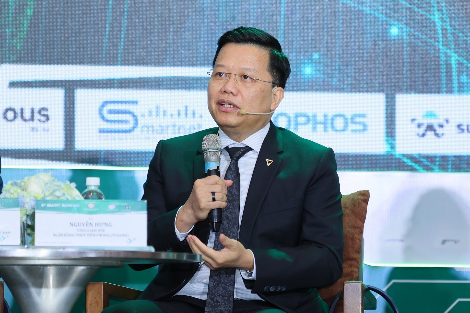 CEO ngân hàng tuổi Ngọ Nguyễn Hưng: Từ người nhận 'ghế nóng' thời tái cấu trúc đến cộng sự phía sau sự chuyển mình của TPBank - Ảnh 3