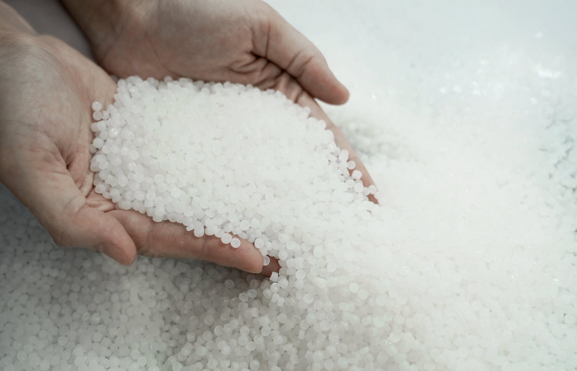 Ngành hóa dầu toàn cầu "ngấm đòn" dư thừa nguồn cung từ Trung Quốc: Đại gia Thái Lan xoay trục chiến lược tại Việt Nam, quyết đấu hàng nhập khẩu giá rẻ - Ảnh 1