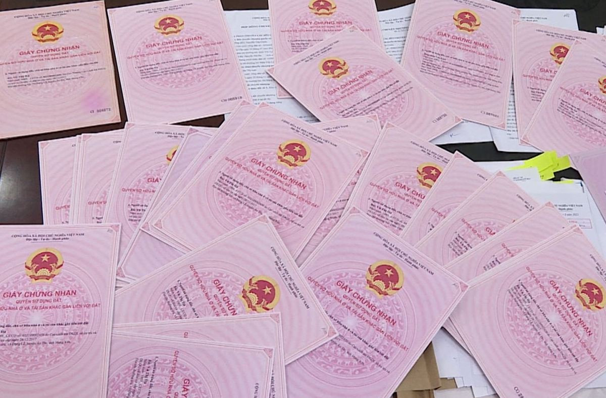 Giải đáp nhiều thắc mắc xung quanh Sổ đỏ - Ảnh 1