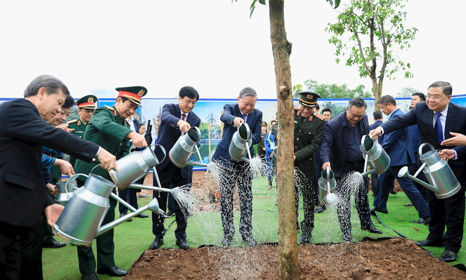 Tổng Bí thư Tô Lâm: Không hy sinh không gian xanh cho dự án thương mại thiếu bền vững - Ảnh 2