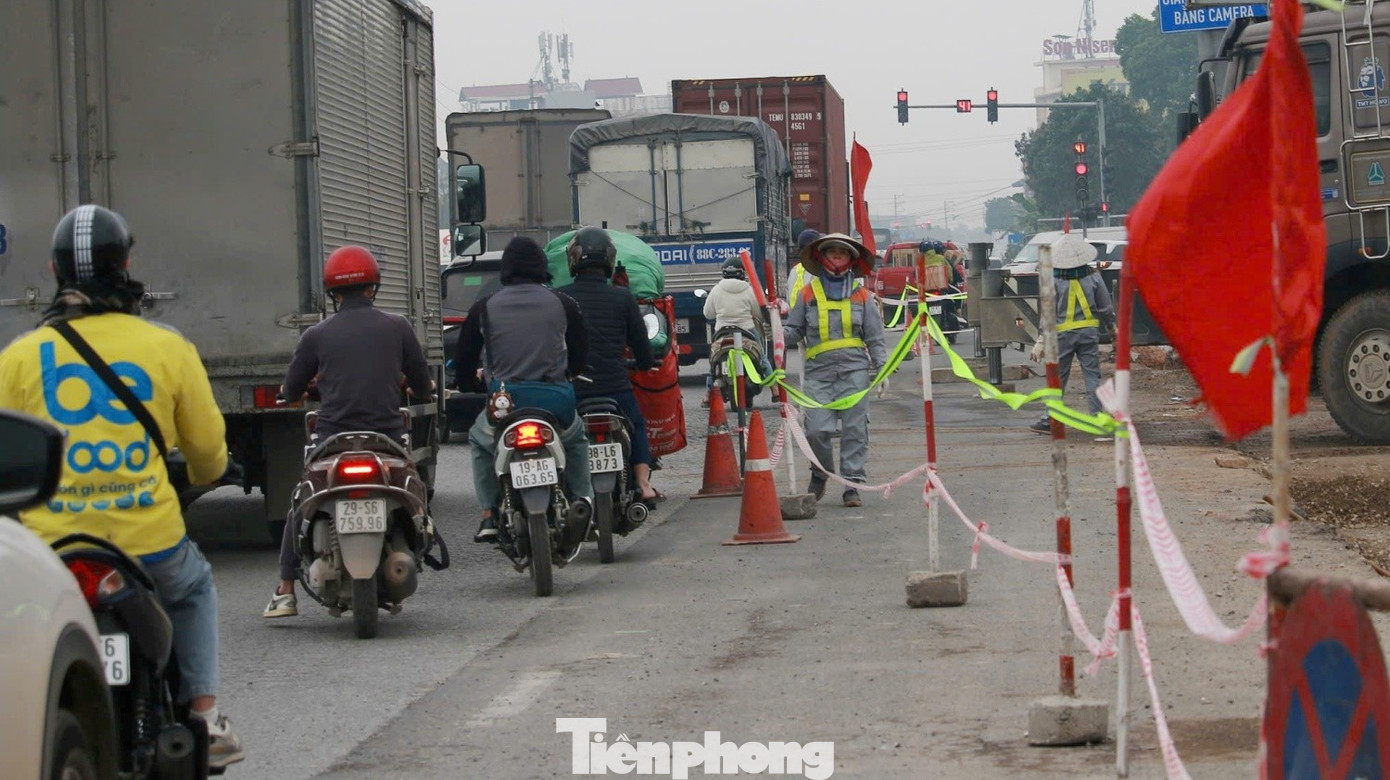 Mở thêm 2–3 làn xe tại nút giao Võ Nguyên Giáp, kỳ vọng “giải tỏa” ùn tắc Tết - Ảnh 1