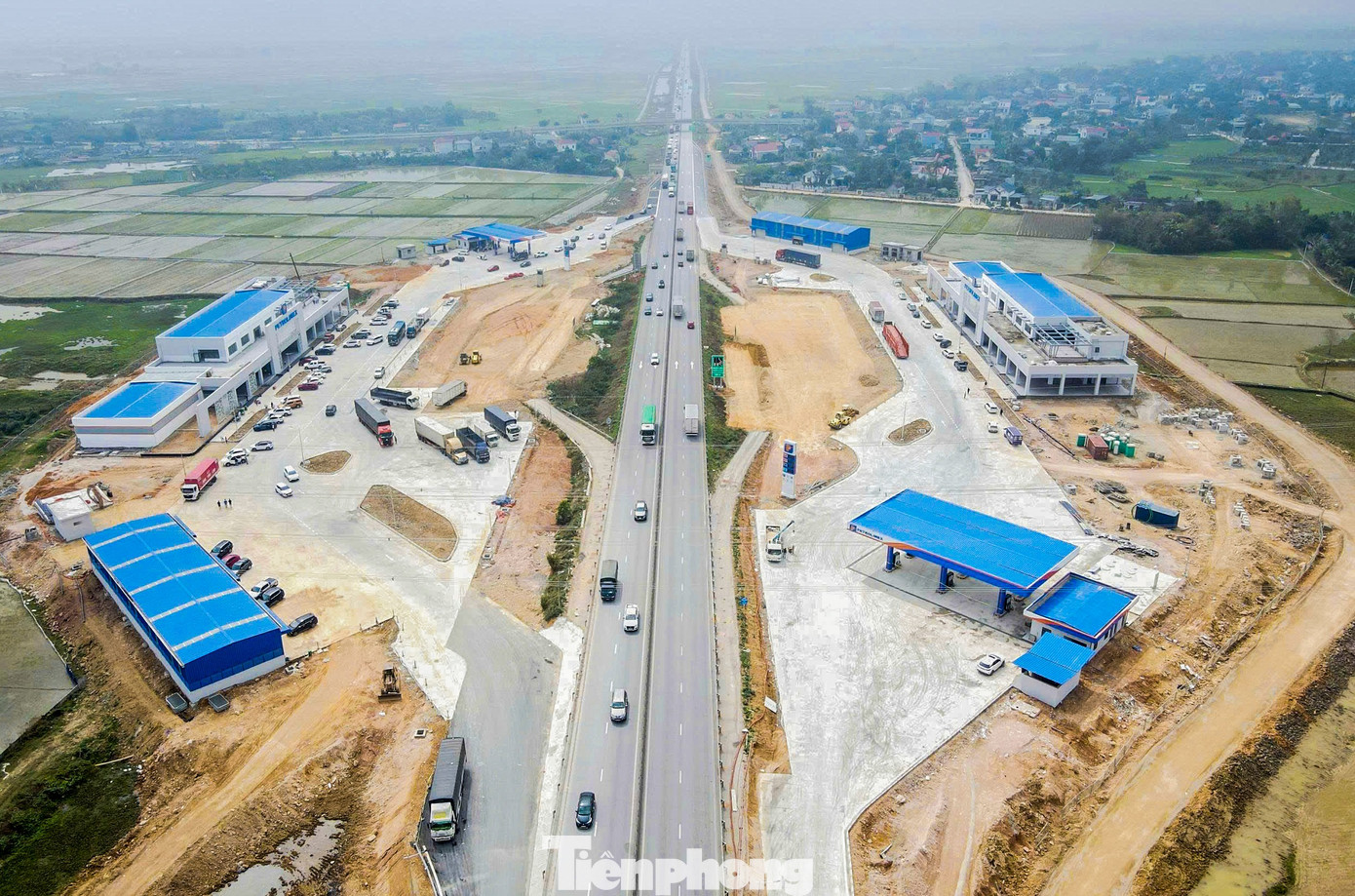 Khai thác tạm trạm dừng nghỉ trên cao tốc Bắc - Nam qua Thanh Hóa dịp Tết - Ảnh 1