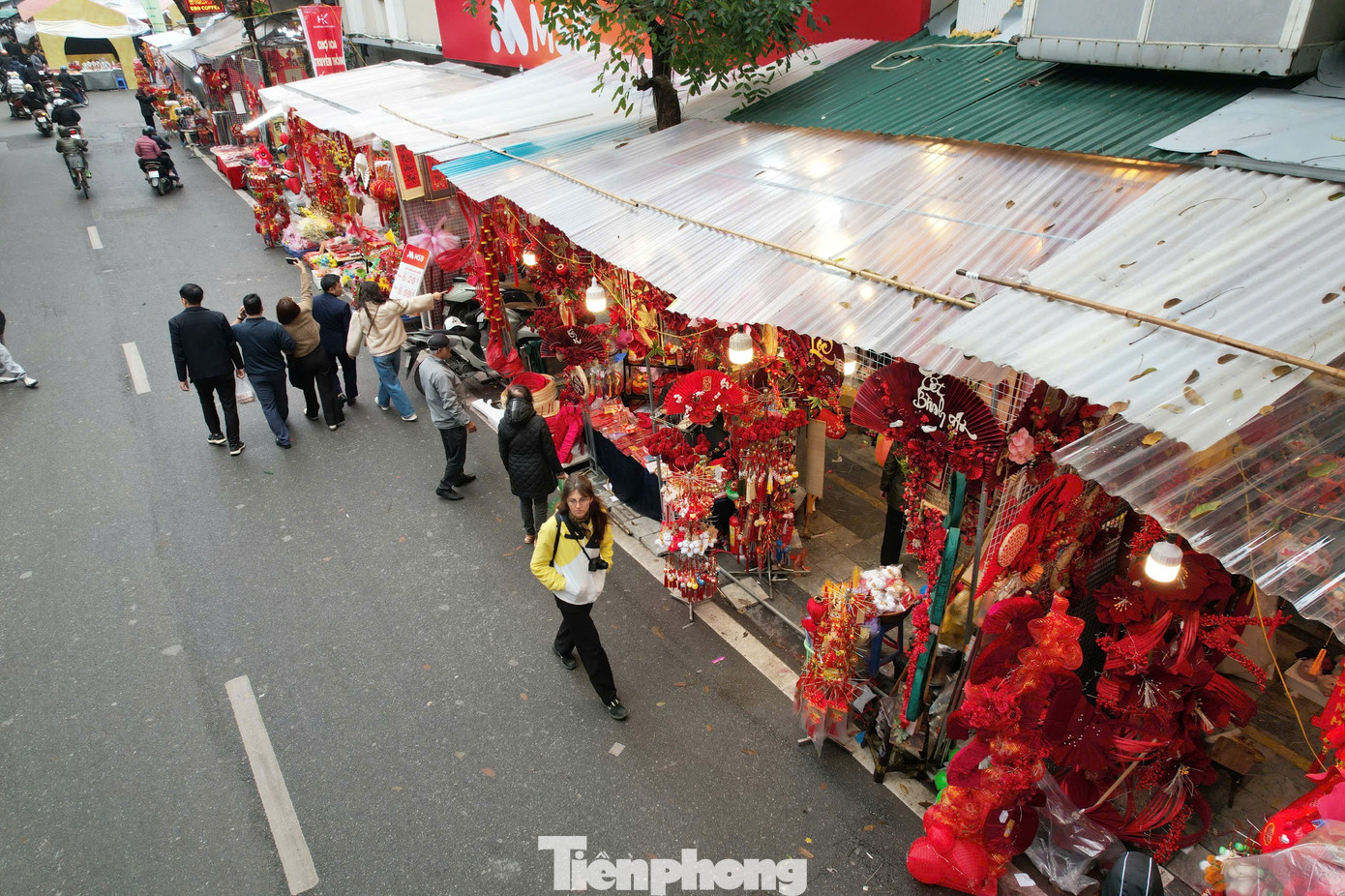 Chuyên gia giải mã 'sức hút trăm năm' của Chợ hoa Hàng Lược - Ảnh 2