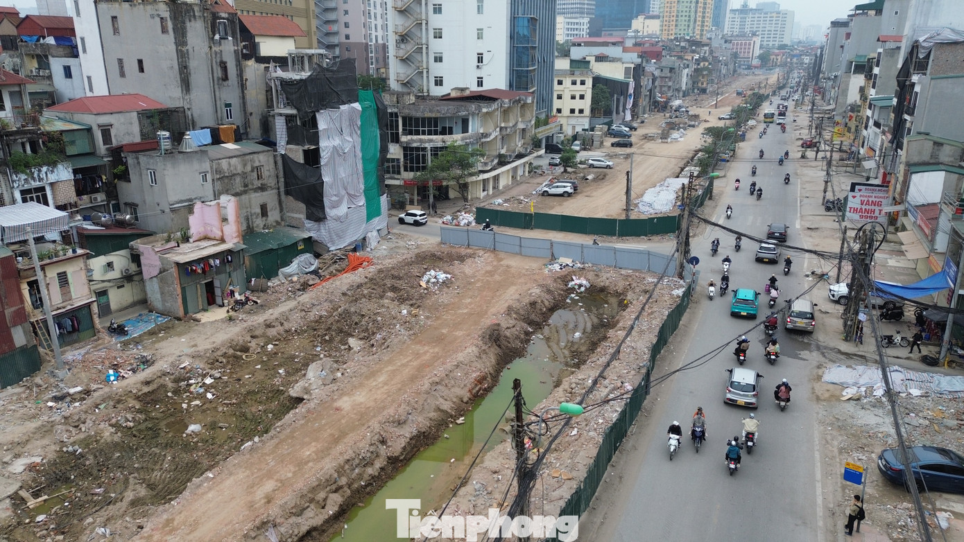 Hà Nội: Công nhân làm việc xuyên Tết trên công trường Vành đai 1 - Ảnh 15