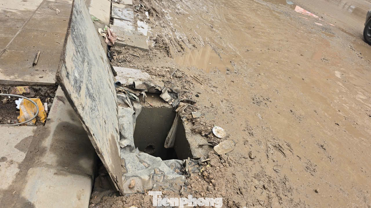 Ngổn ngang công trường thi công đường Nguyễn Tuân - Ảnh 9