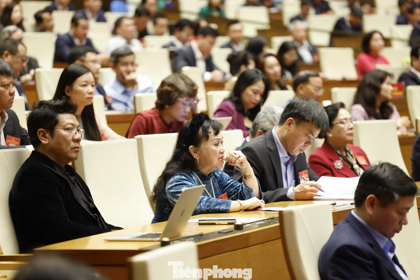 Tổng Bí thư: Cùng xây khách sạn, sao tư nhân làm 1 năm, nhà nước 5 năm chưa xong? - Ảnh 9