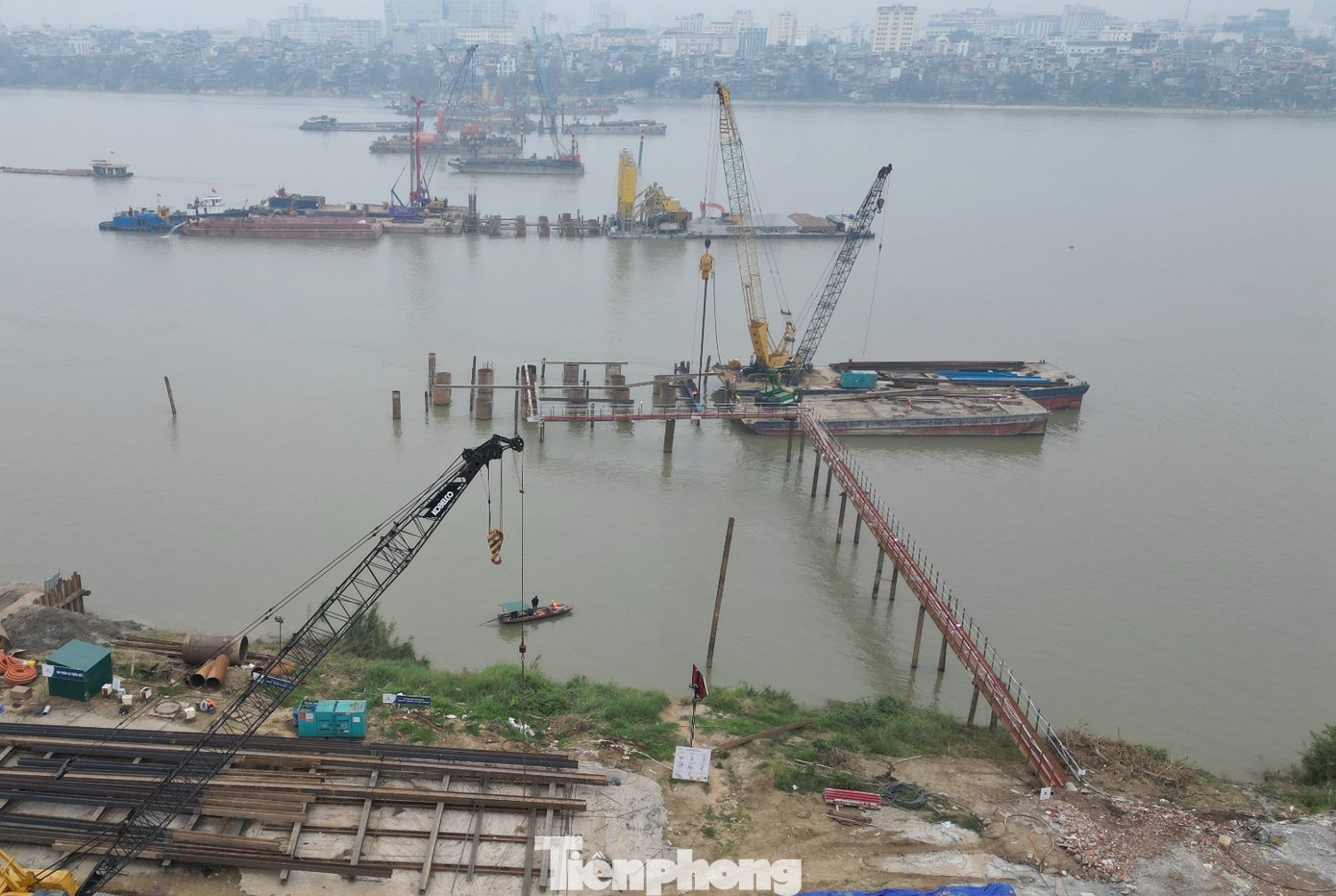 Cầu Trần Hưng Đạo gần 16.000 tỷ đồng thi công xuyên Tết, phấn đấu hoàn thành hạng mục cọc khoan nhồi - Ảnh 3