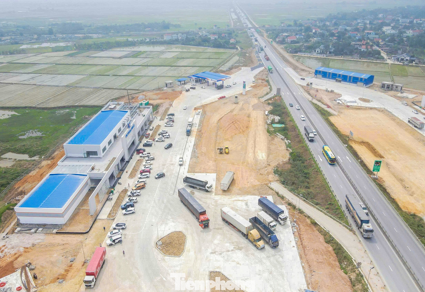 Khai thác tạm trạm dừng nghỉ trên cao tốc Bắc - Nam qua Thanh Hóa dịp Tết - Ảnh 3