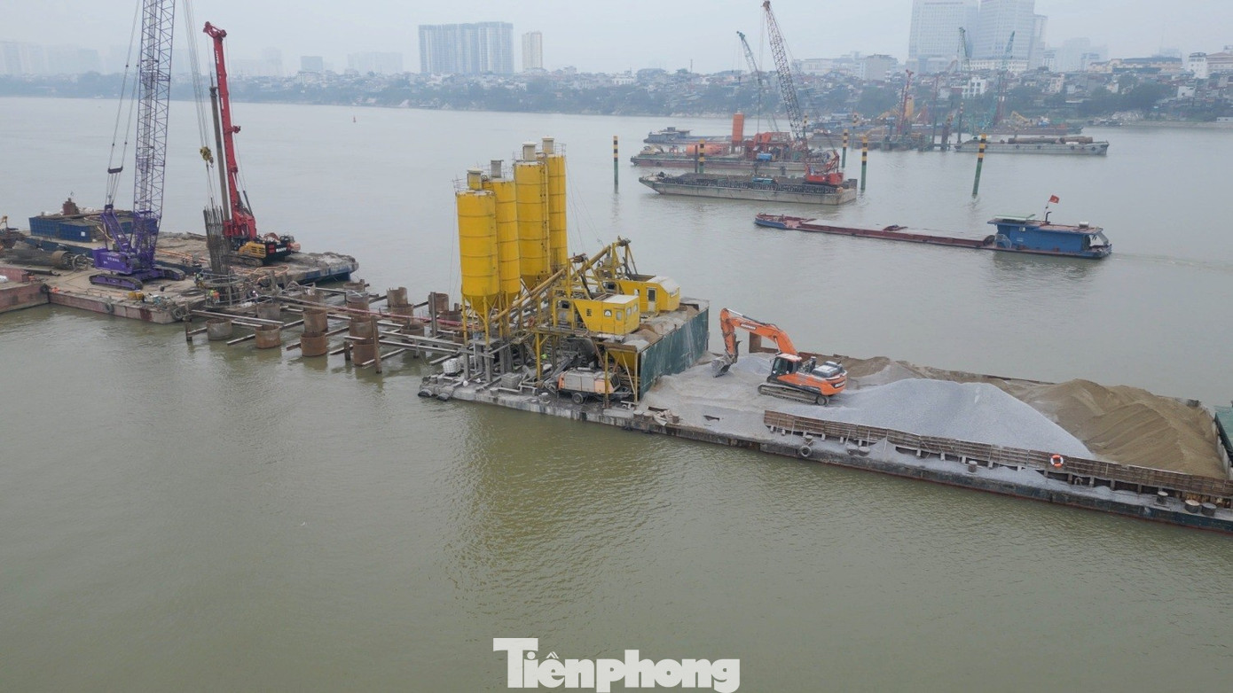 Cầu Trần Hưng Đạo gần 16.000 tỷ đồng thi công xuyên Tết, phấn đấu hoàn thành hạng mục cọc khoan nhồi - Ảnh 4