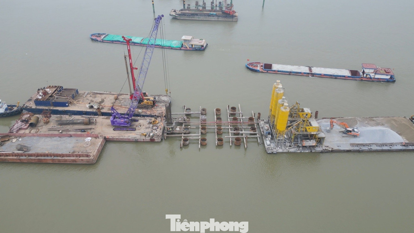 Cầu Trần Hưng Đạo gần 16.000 tỷ đồng thi công xuyên Tết, phấn đấu hoàn thành hạng mục cọc khoan nhồi - Ảnh 5