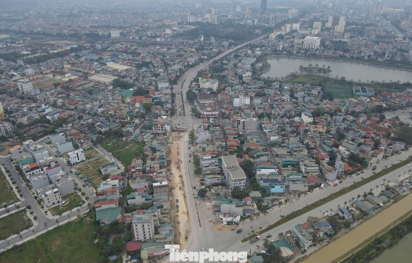 Hàng trăm nhà kiên cố bị tháo dỡ cho dự án mở rộng đại lộ hơn 1.000 tỷ đồng - Ảnh 13