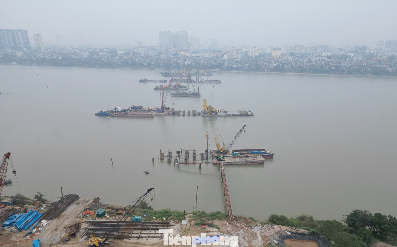 Cầu Trần Hưng Đạo gần 16.000 tỷ đồng thi công xuyên Tết, phấn đấu hoàn thành hạng mục cọc khoan nhồi - Ảnh 9