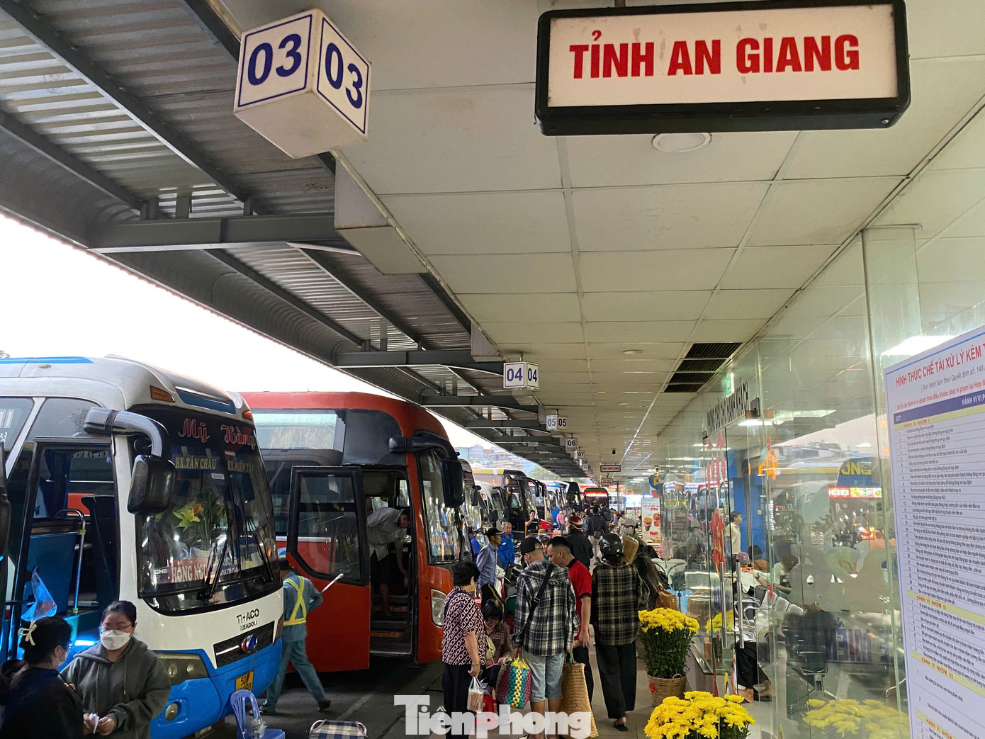 Cửa ngõ phía Đông TPHCM thông thoáng bất ngờ chiều 26 Tết - Ảnh 15