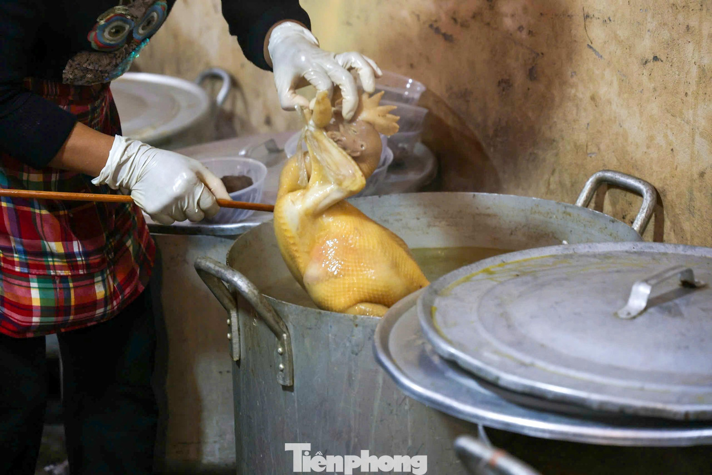 Chợ 'nhà giàu' Hàng Bè tấp nập ngày 29 tháng Chạp - Ảnh 12