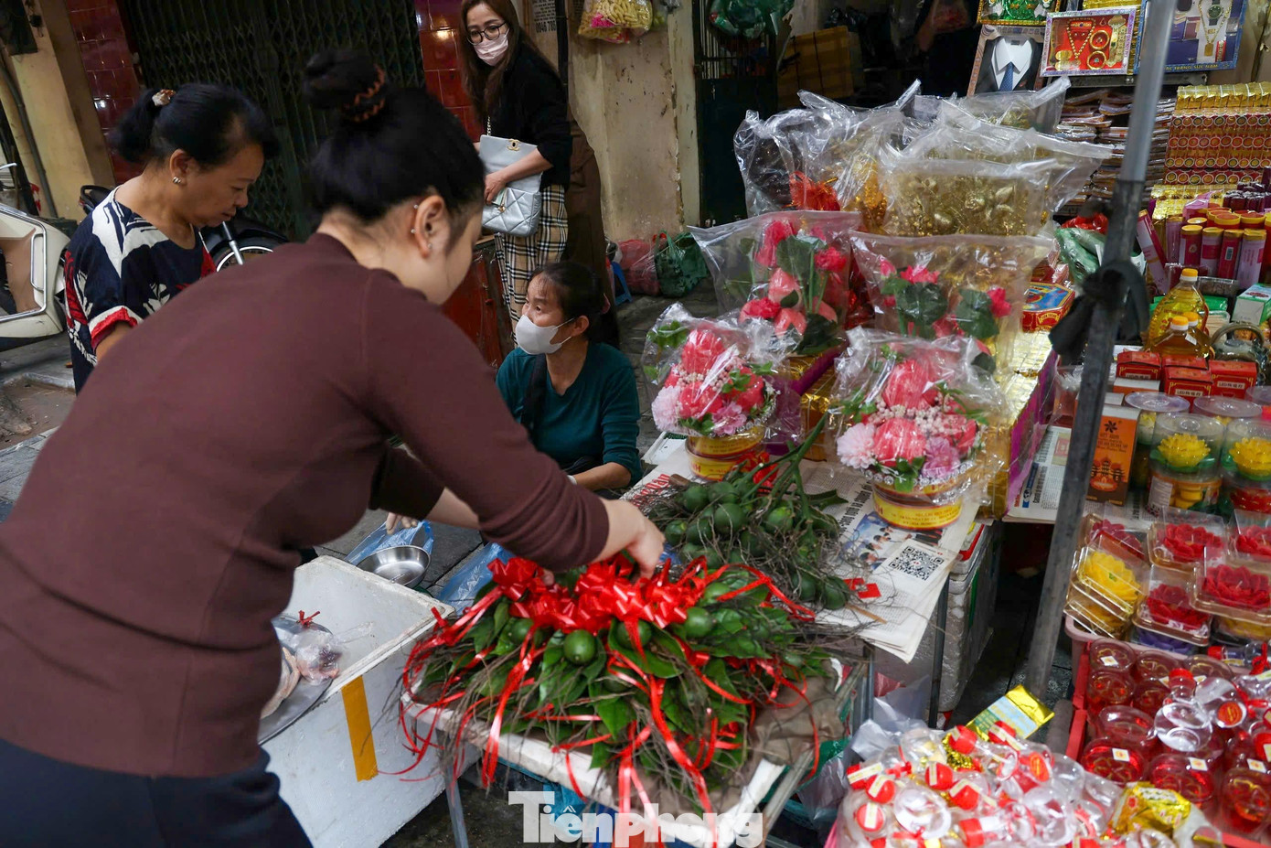 Chợ 'nhà giàu' Hàng Bè tấp nập ngày 29 tháng Chạp - Ảnh 8