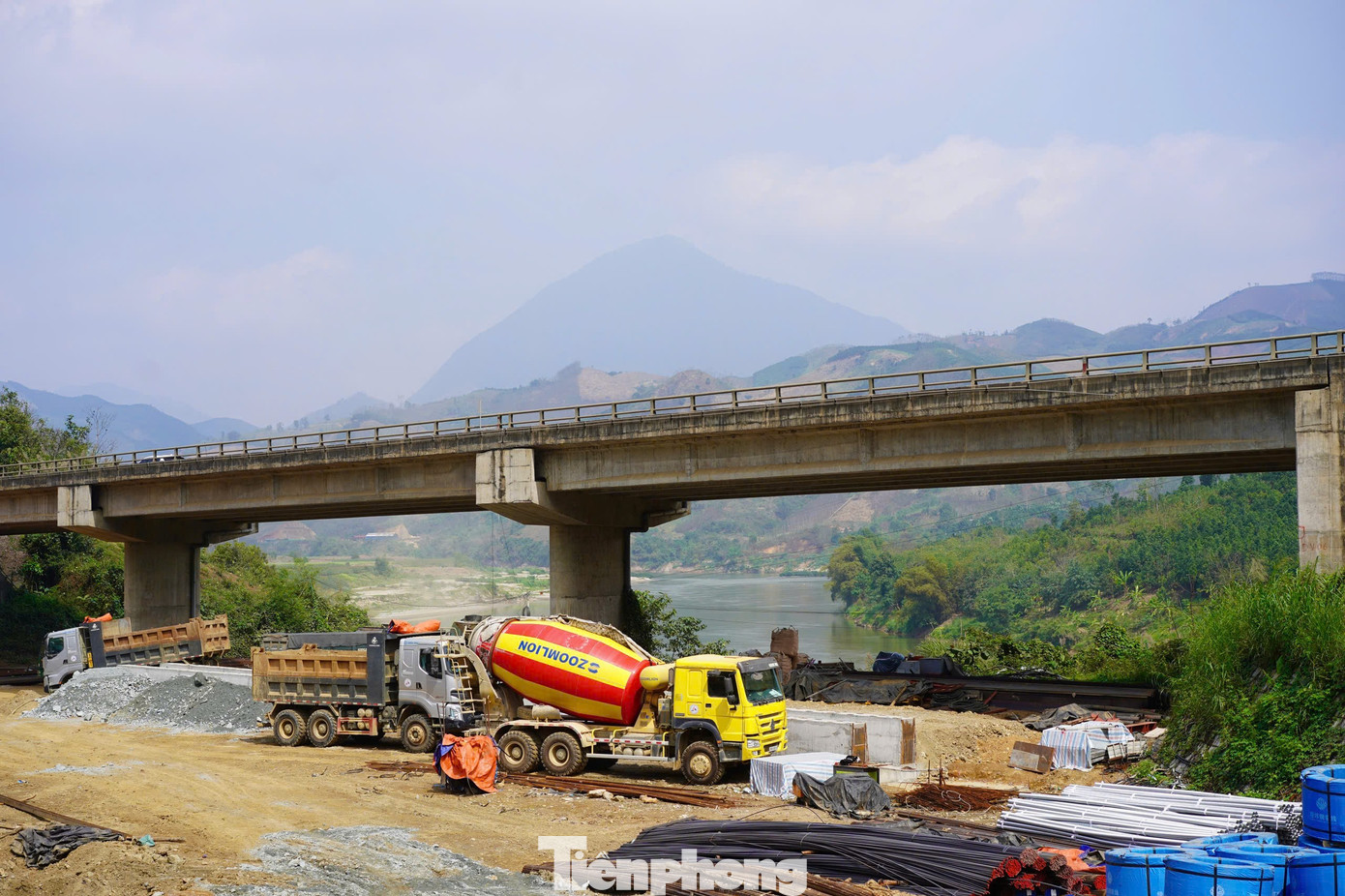 Toàn cảnh công trường mở rộng cao tốc Nội Bài – Lào Cai sau kỳ nghỉ Tết - Ảnh 9