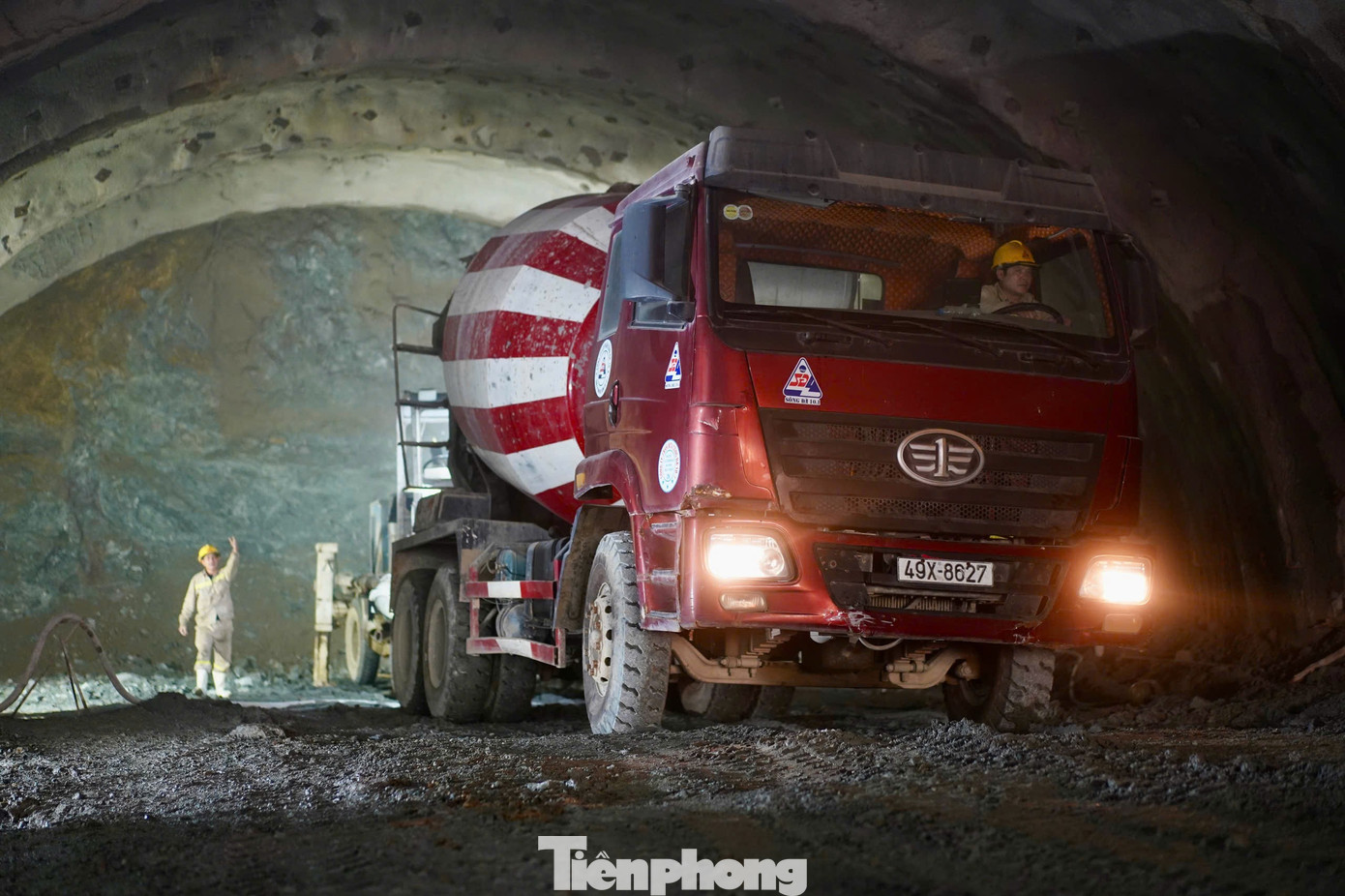 Toàn cảnh công trường mở rộng cao tốc Nội Bài – Lào Cai sau kỳ nghỉ Tết - Ảnh 5