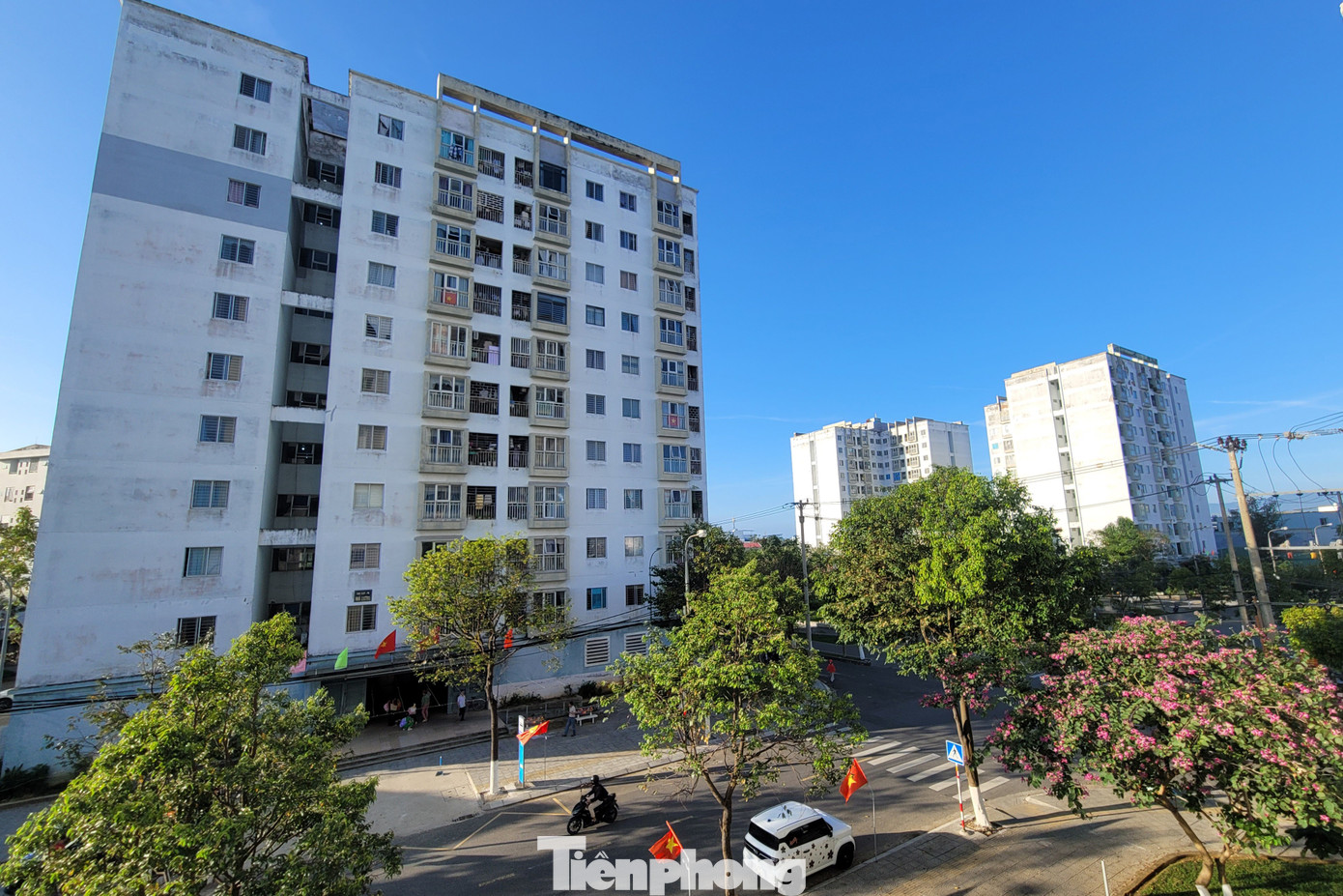 Người lao động chật vật vì giá thuê căn hộ ‘neo’ cao - Ảnh 1