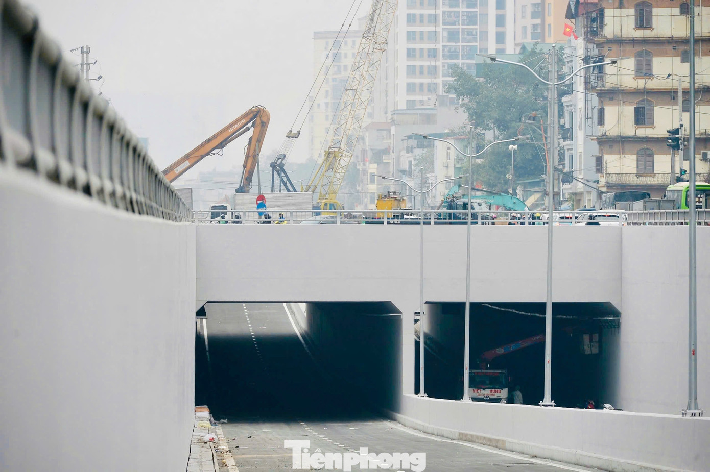 Cận cảnh hầm chui 778 tỷ 'giải cứu' điểm đen ùn tắc Giải Phóng - Ảnh 9