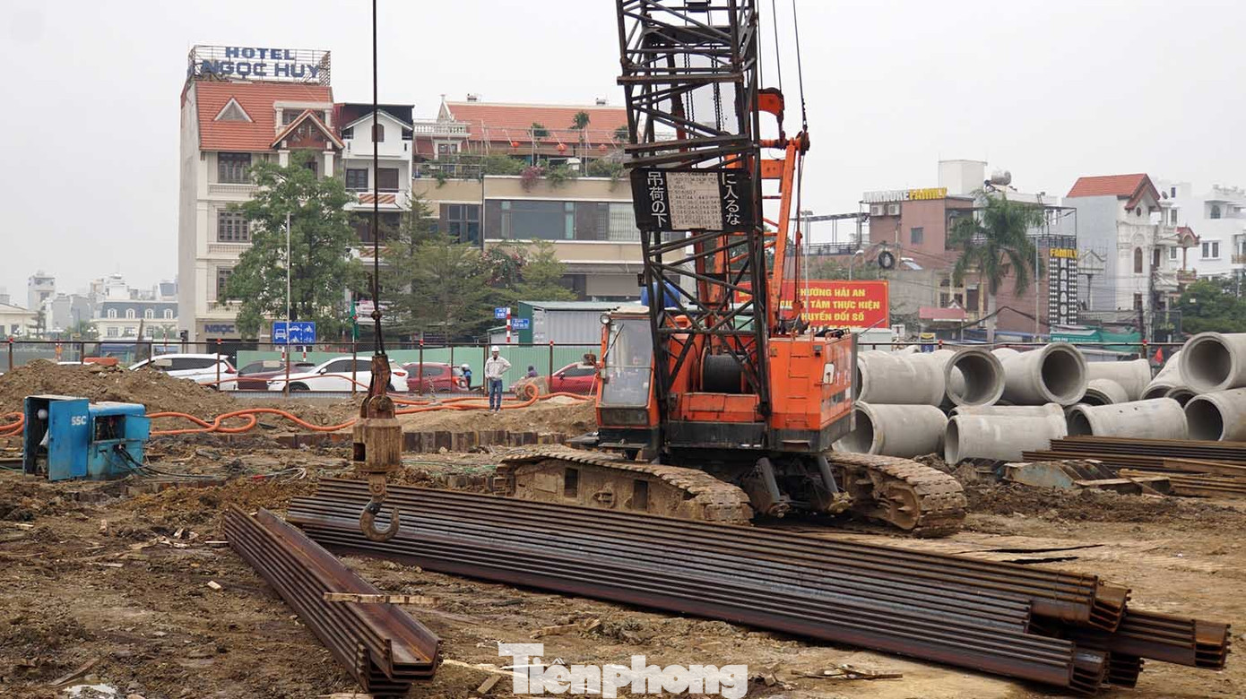 Lập rào chắn công trường hầm chui hơn 700 tỷ ở Hải Phòng ngày Tết - Ảnh 2