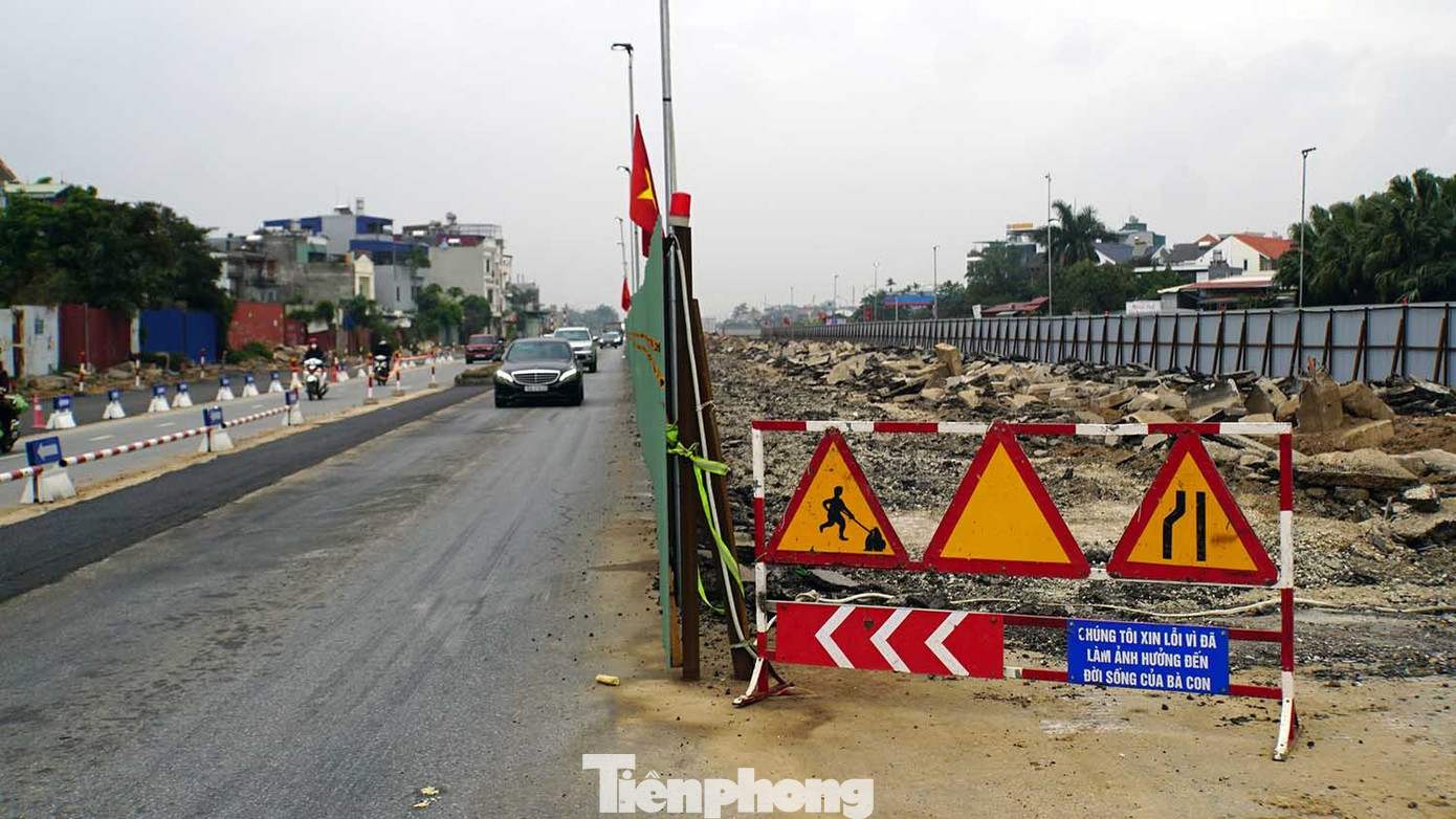 Lập rào chắn công trường hầm chui hơn 700 tỷ ở Hải Phòng ngày Tết - Ảnh 6