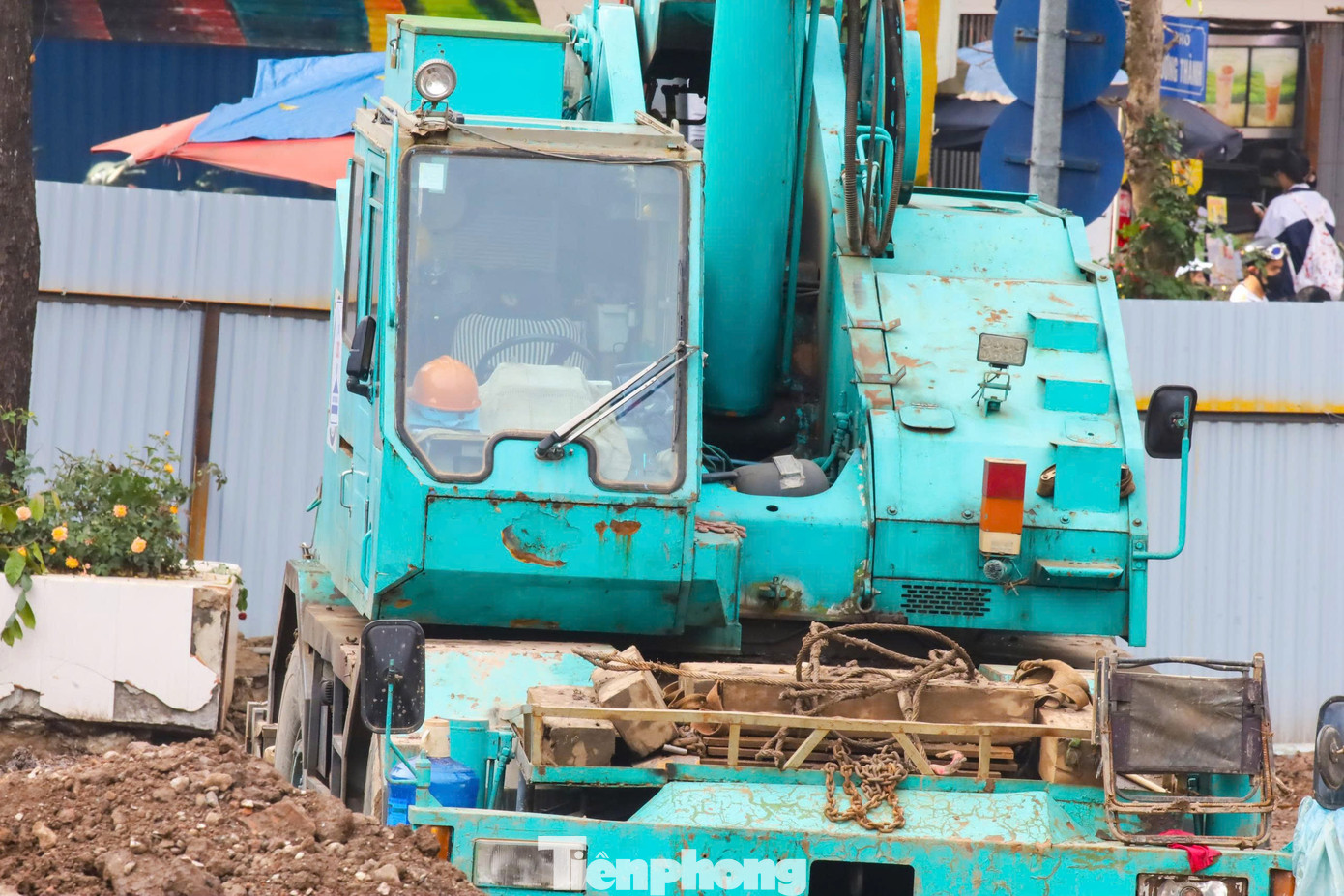 Trên công trường thi công bể nước ngầm chống ngập ở trung tâm Hà Nội - Ảnh 4