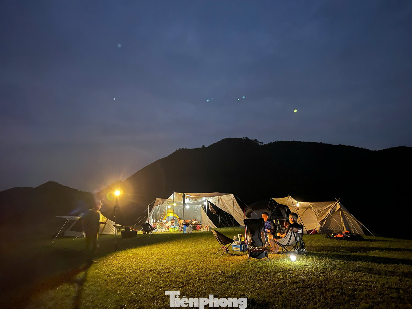 Những điểm cắm trại lý tưởng quanh Hà Nội dịp Tết - Ảnh 13