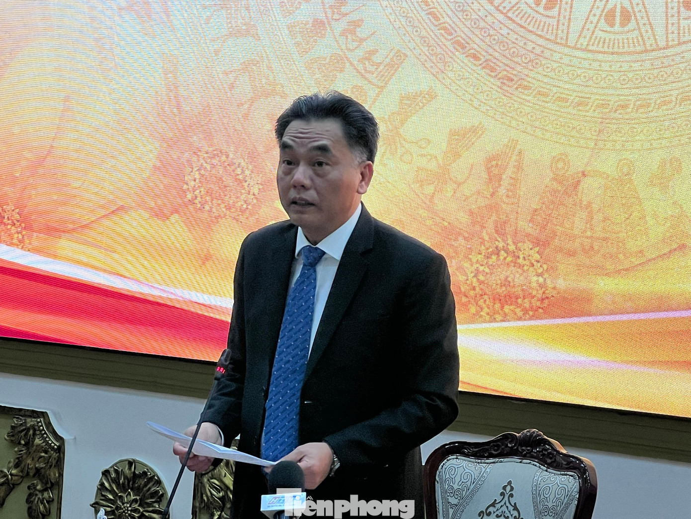 TPHCM đang ở 'điểm rơi vàng' - Ảnh 1