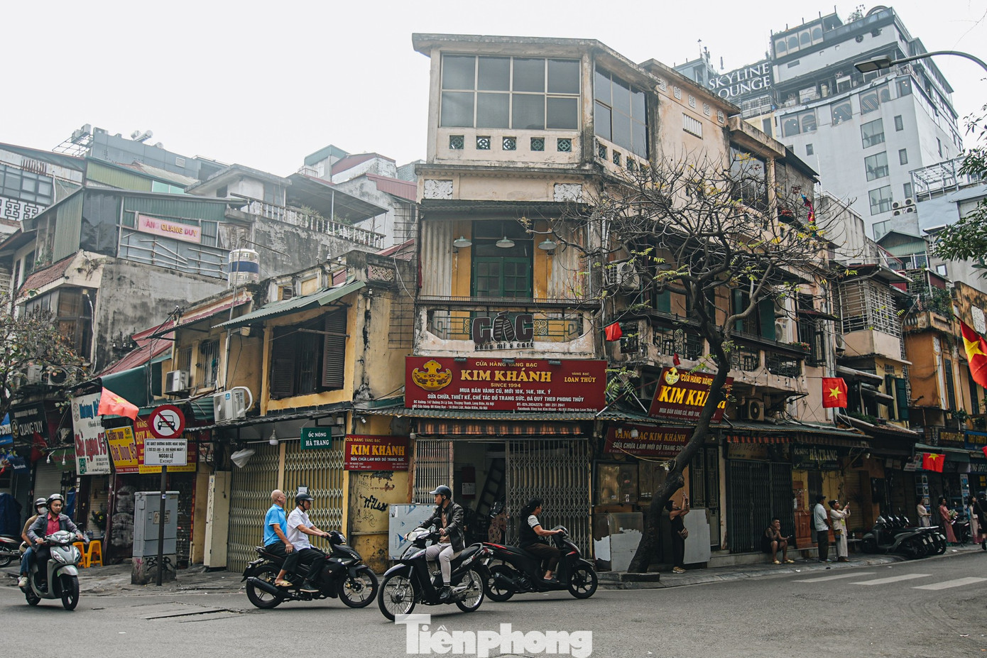 Vẻ đẹp hiếm có của Hà Nội trong buổi sáng đầu năm - Ảnh 23