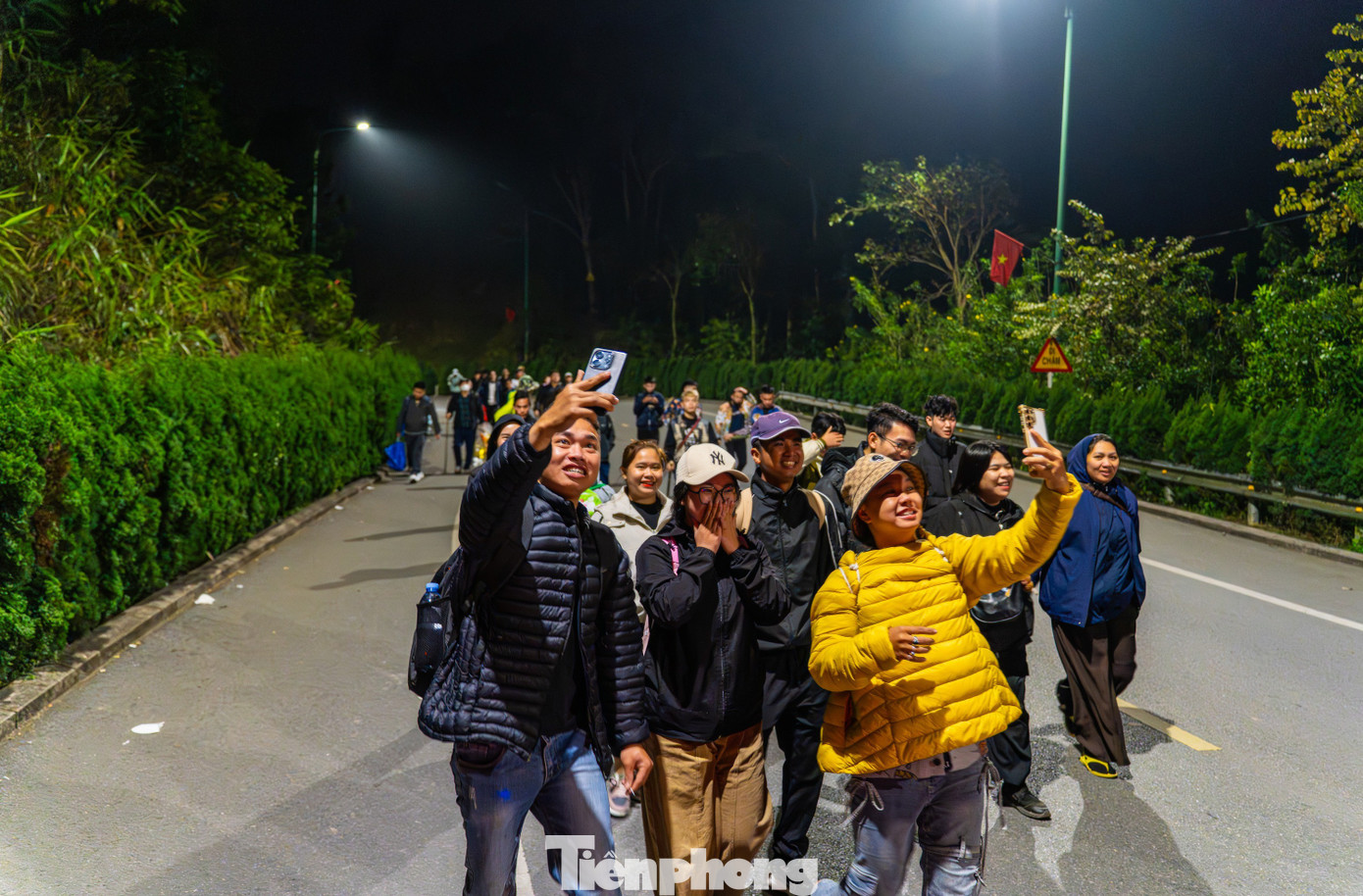 Cảnh tượng chưa từng thấy ở Yên Tử - Ảnh 3