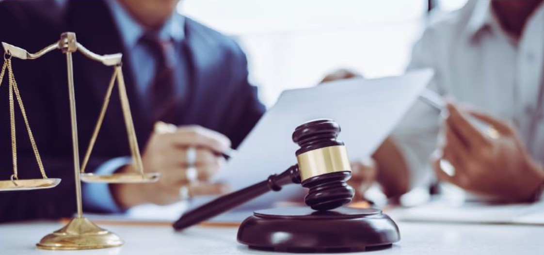 UBCKNN xử phạt loạt doanh nghiệp vi phạm công bố thông tin - Ảnh 1