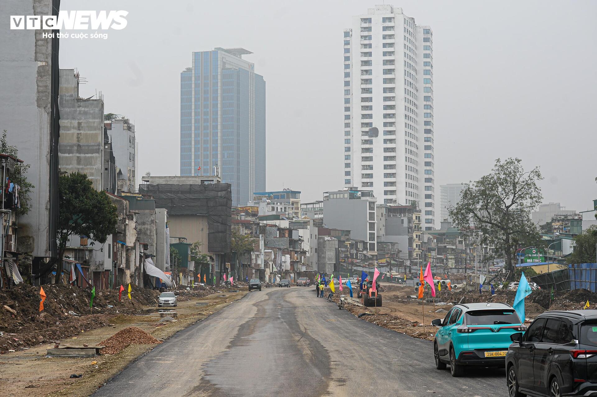Diện mạo mới đường Vành đai 1 sau cao điểm thi công xuyên Tết - Ảnh 8