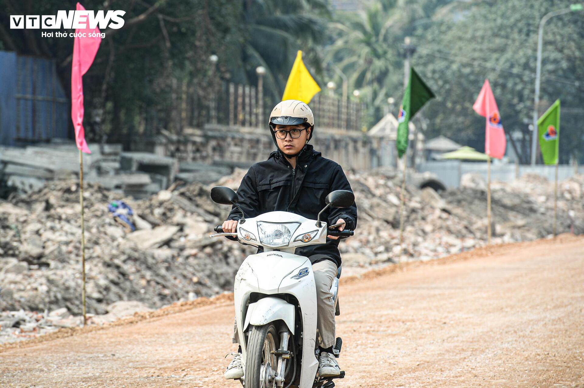 Những công trình giao thông tiêu biểu của Hà Nội hoàn thành trong năm qua - Ảnh 16