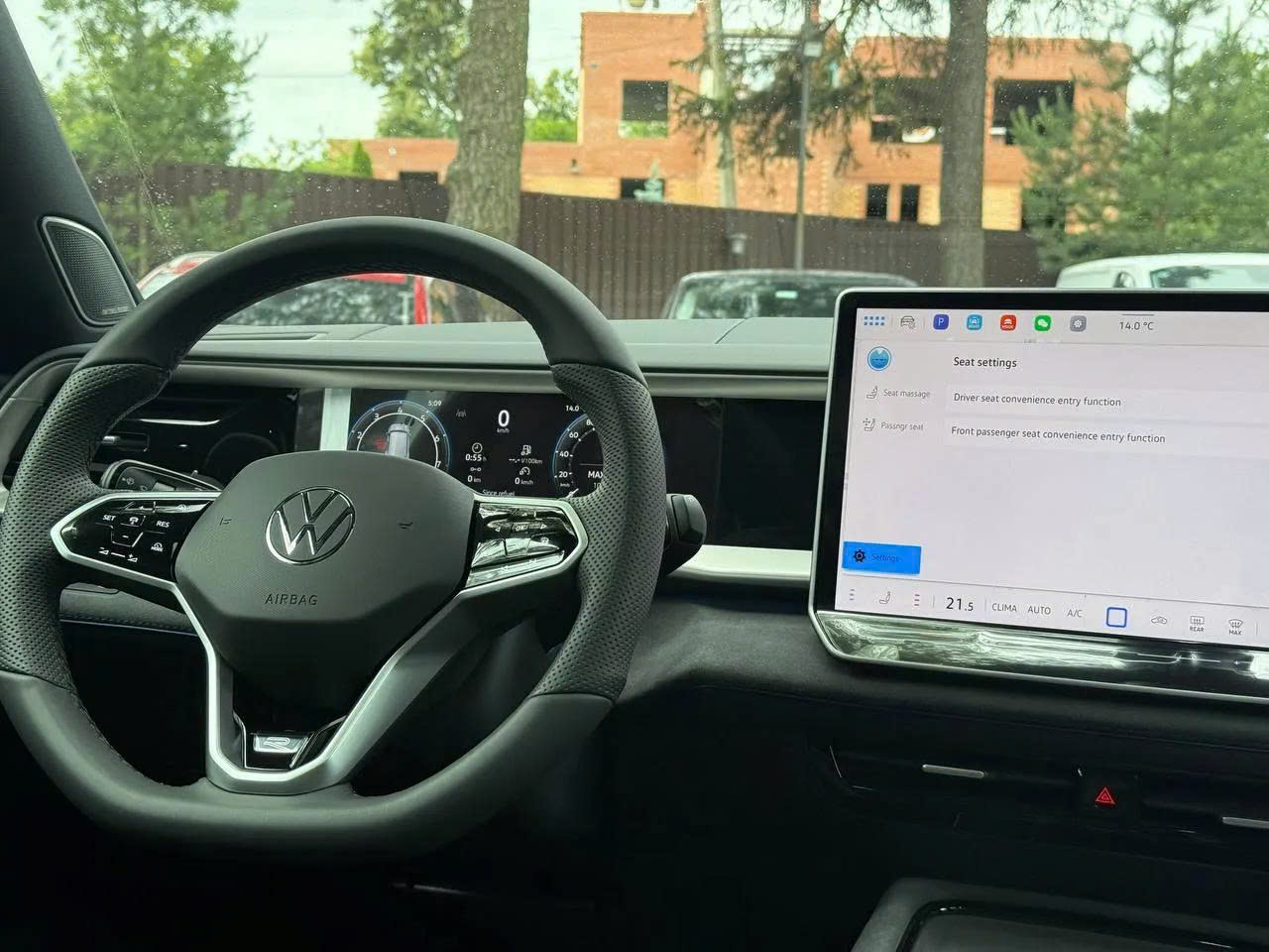 VW Teramont Pro nhận cọc tại đại lý: 2 phiên bản, giá dự kiến 2,4-2,6 tỷ đồng, ra mắt cuối tháng 3 - Ảnh 7