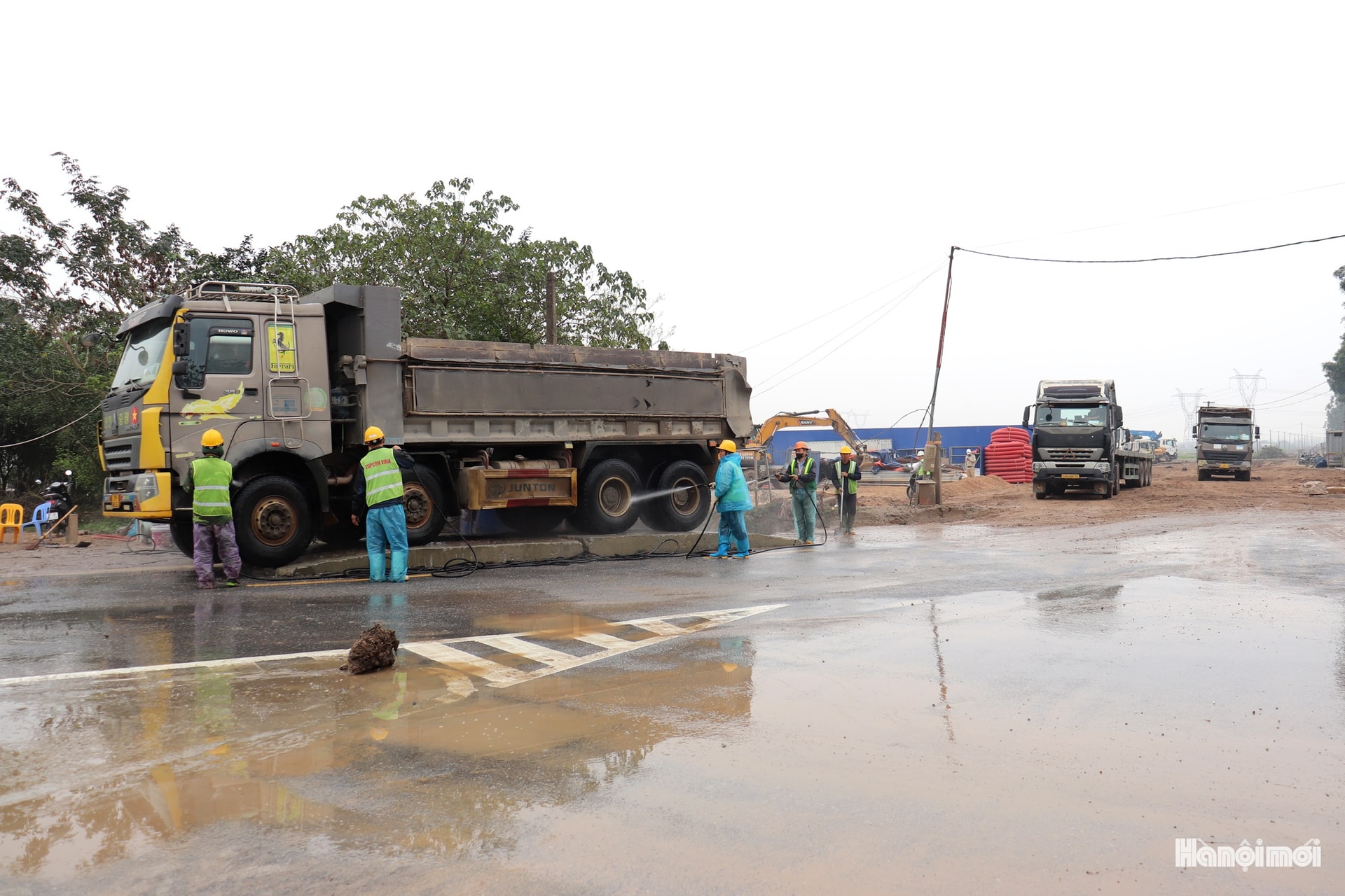 Cận cảnh công trường đại dự án Khu đô thị thể thao Olympic - Ảnh 3