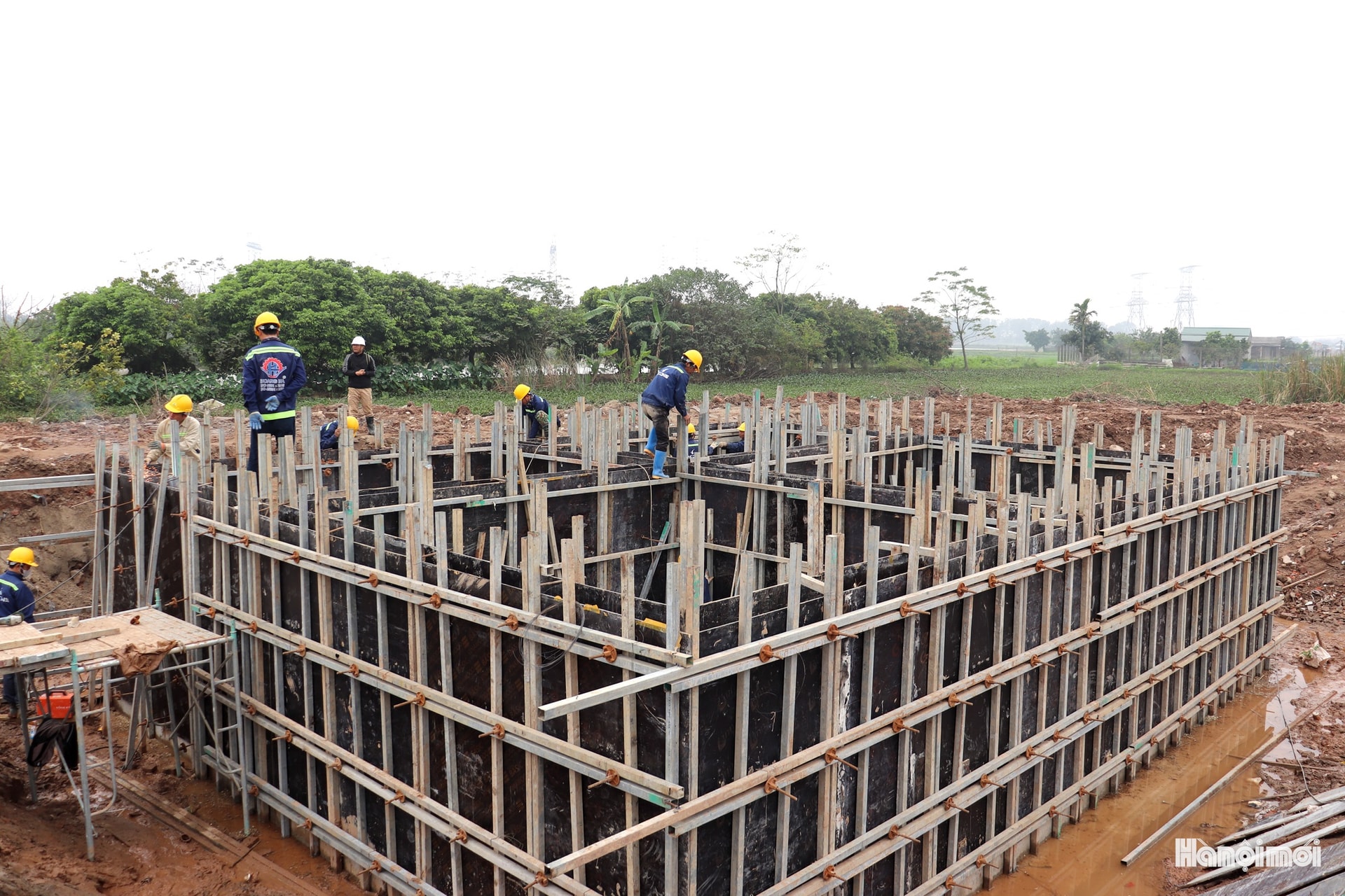 Cận cảnh công trường đại dự án Khu đô thị thể thao Olympic - Ảnh 8