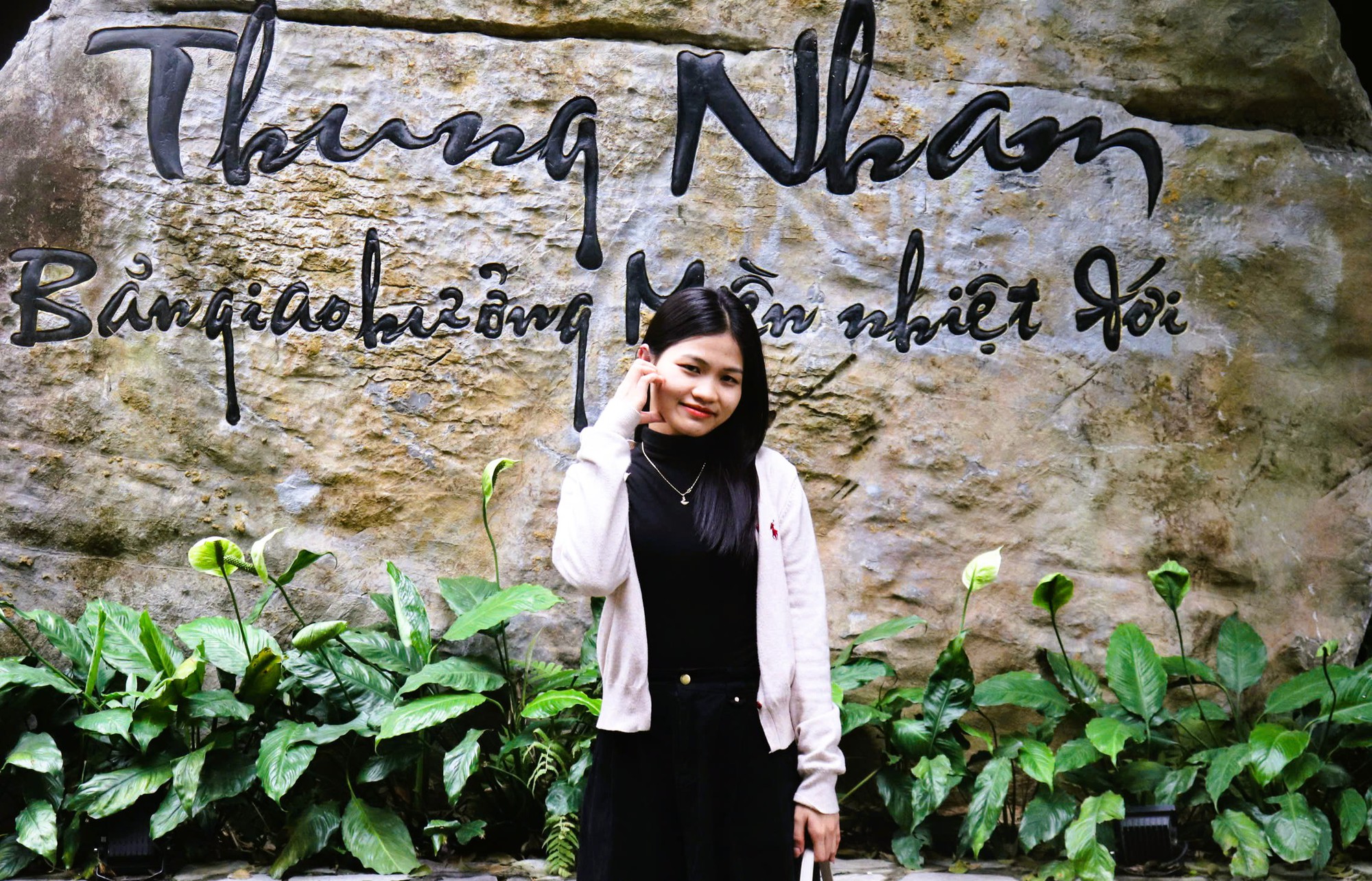 Khách đổ về Ninh Bình du Xuân, nhiều điểm du lịch quá tải - Ảnh 12