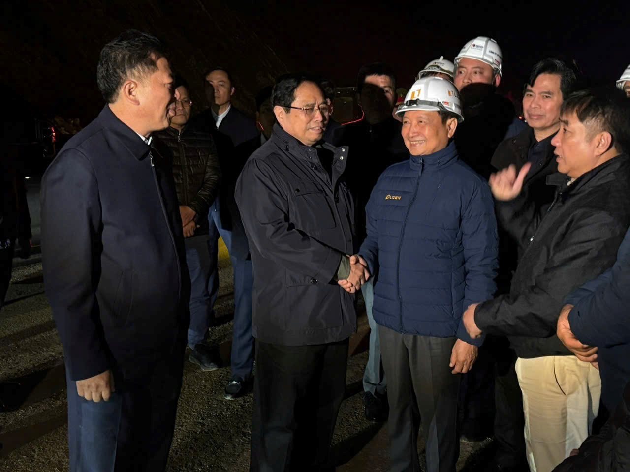 Thủ tướng Phạm Minh Chính thị sát xuyên Tết: Chốt 30/4 khánh thành 2 siêu cao tốc 37.000 tỷ đồng - Ảnh 4