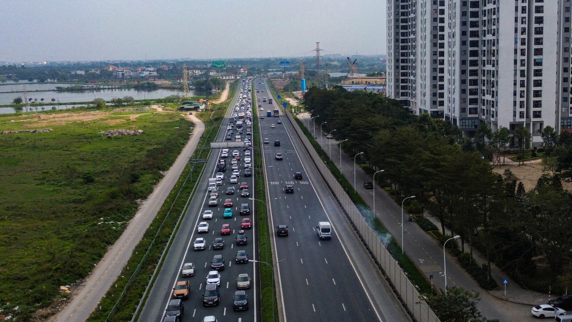 Cục Cảnh sát Giao thông có lưu ý quan trọng khi điều khiển xe trên đường cao tốc, chủ xe ô tô cần biết để tránh bị phạt - Ảnh 1